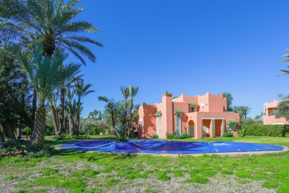Sublime villa de standing à vendre au Circuit Palmeraie à Marrakech