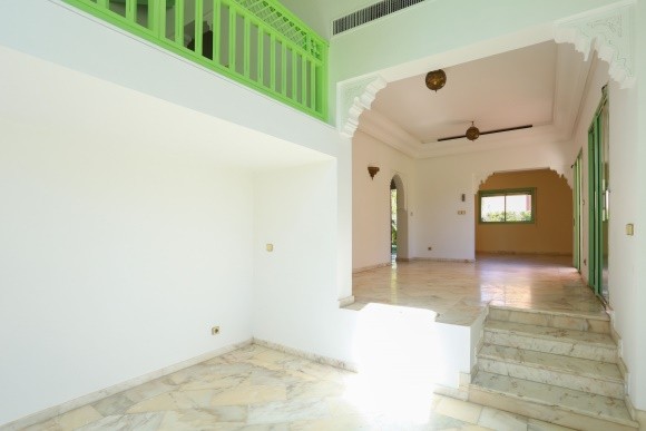 Sublime villa de standing à vendre au Circuit Palmeraie à Marrakech