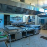 فندق 4 نجوم 68 مفتاحا / زاوية بن ساسي/ مراكش