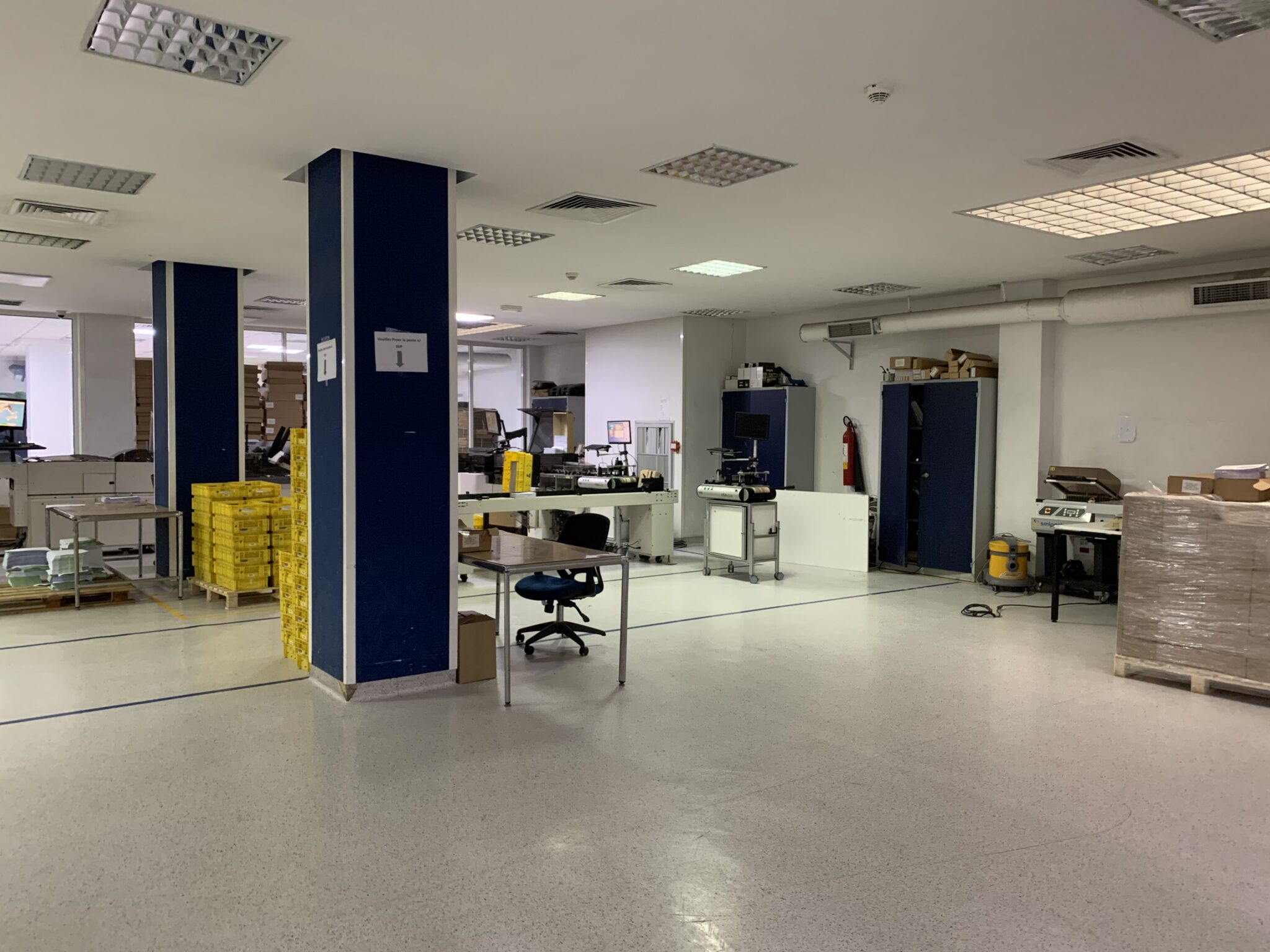 Immeuble dans la zone industrielle de la CFCIM / Bouskoura