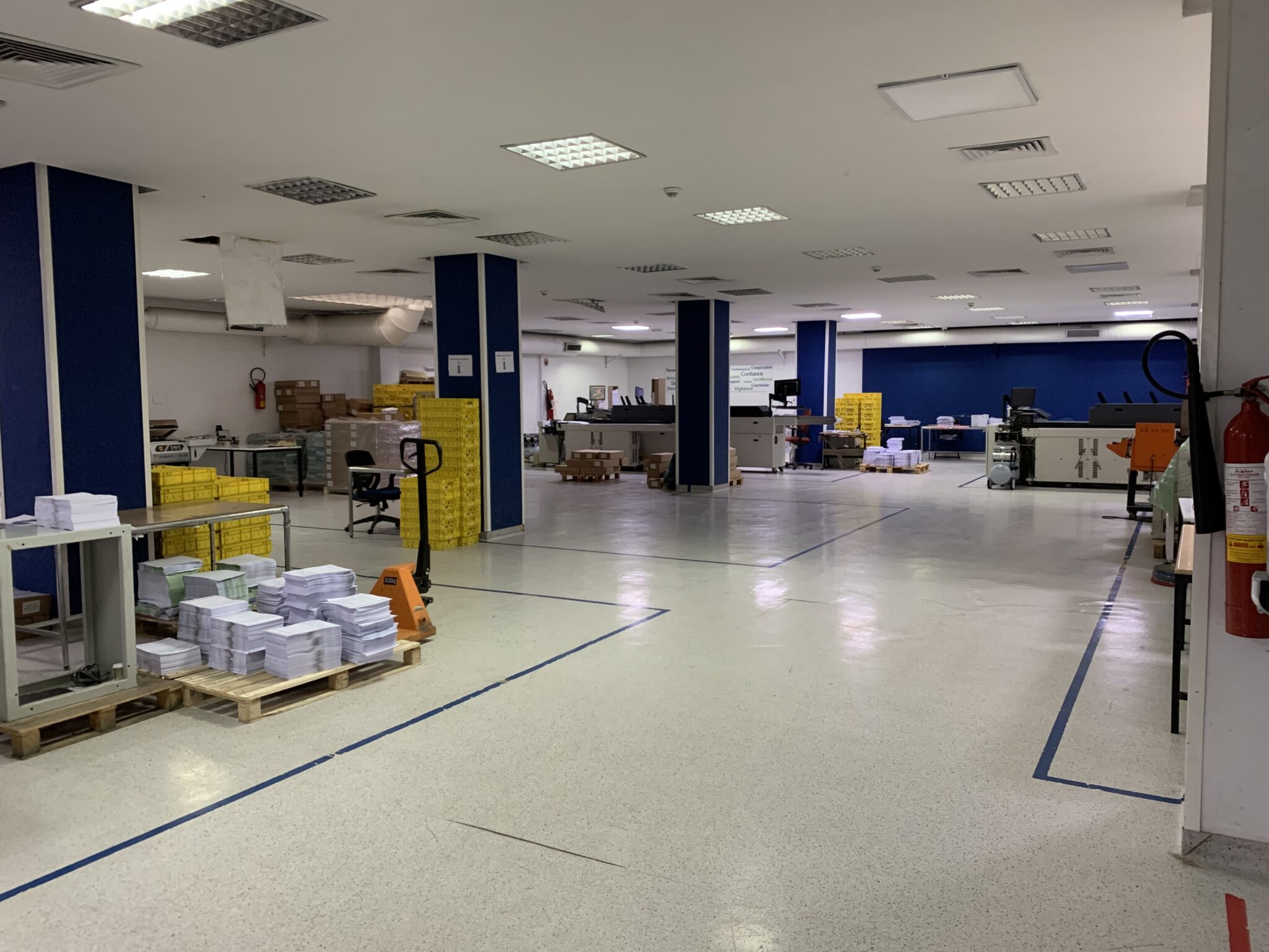 Immeuble dans la zone industrielle de la CFCIM / Bouskoura