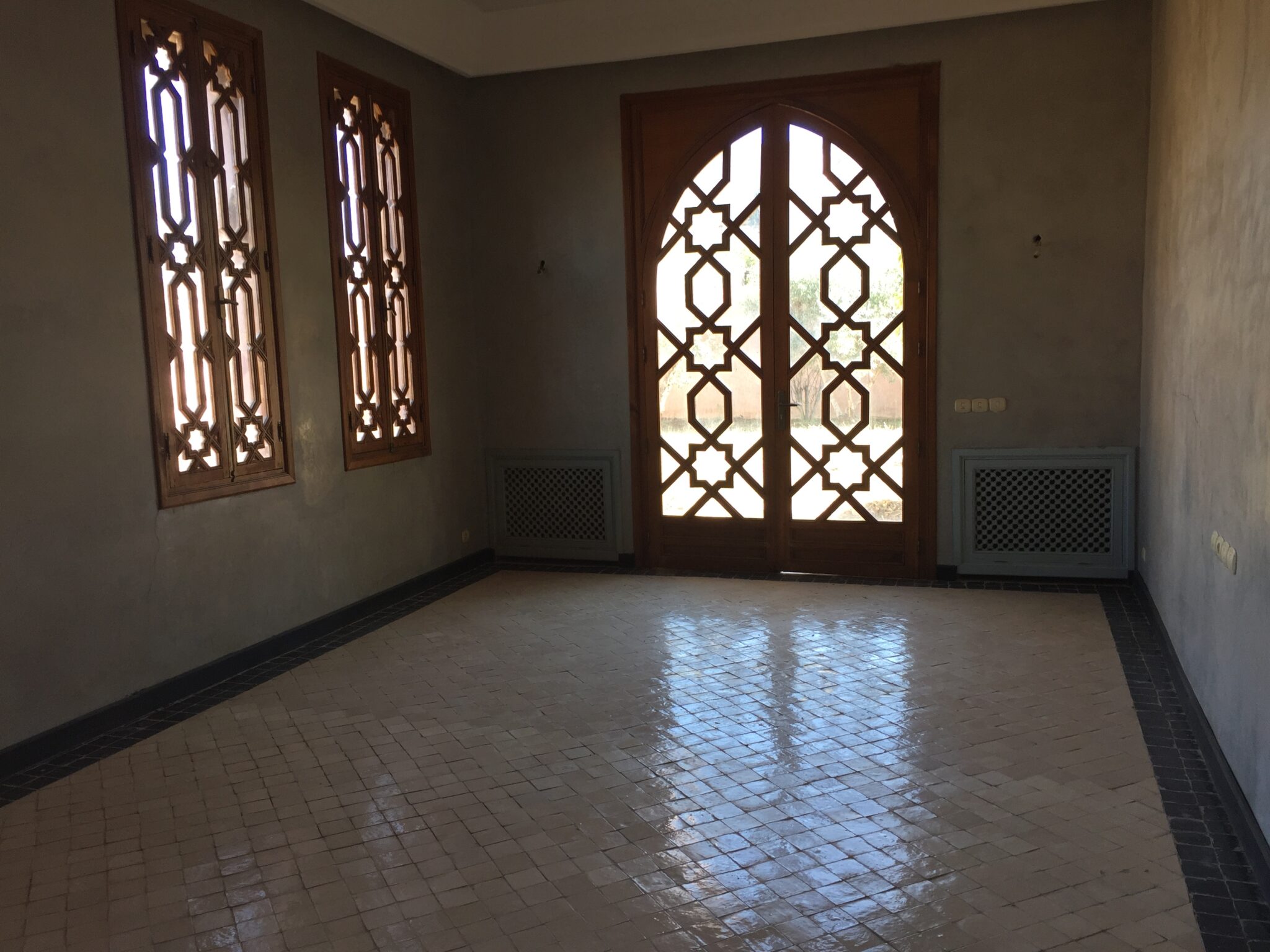 Jolie et Spacieuse villa de très haut standing / Marrakech