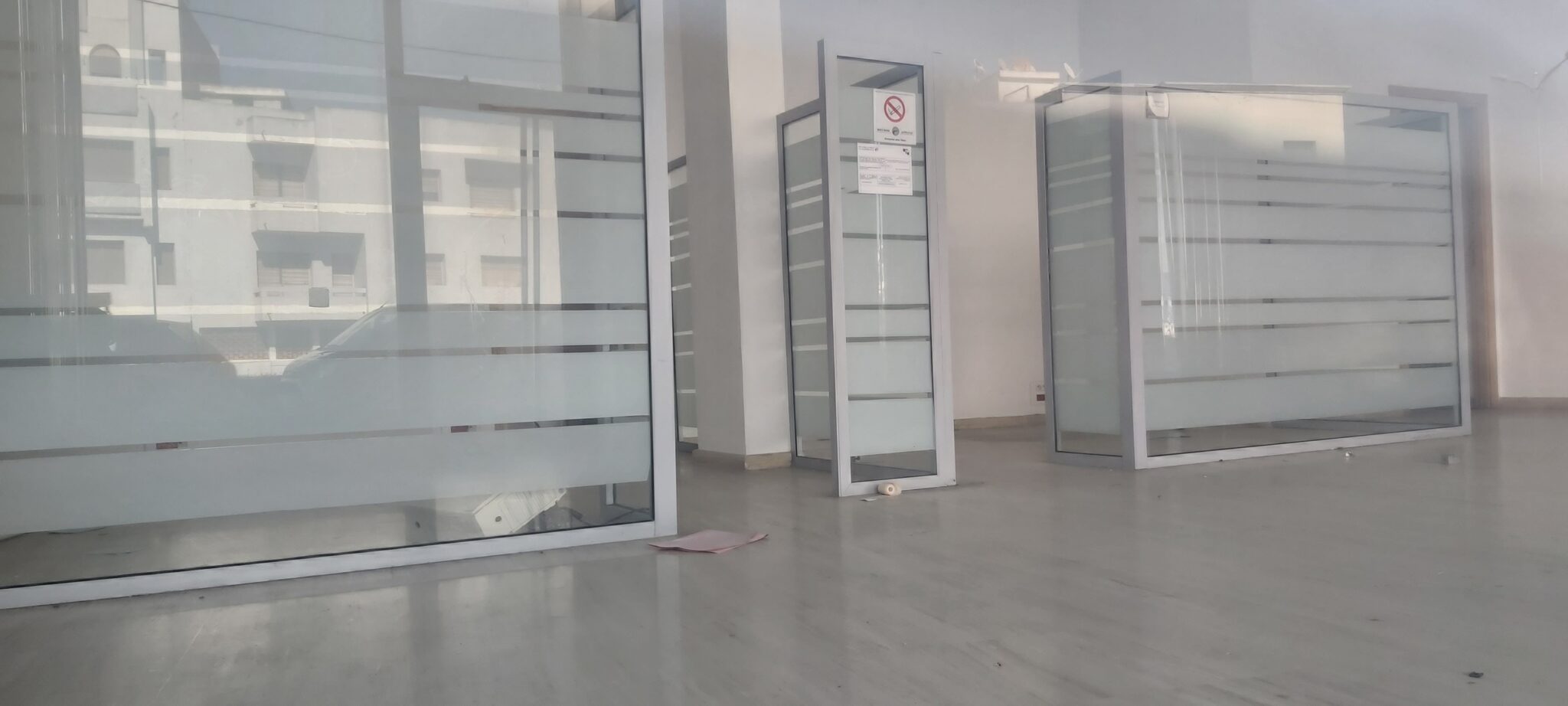 محل تجاري بواجهتين بمساحة 58 متر مربع بحي الألفة