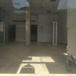 Local commercial en location avec pas de porte à vendre à boulevard Al Majd/Rabat