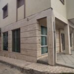 Local commercial en location avec pas de porte à vendre/EL JADIDA