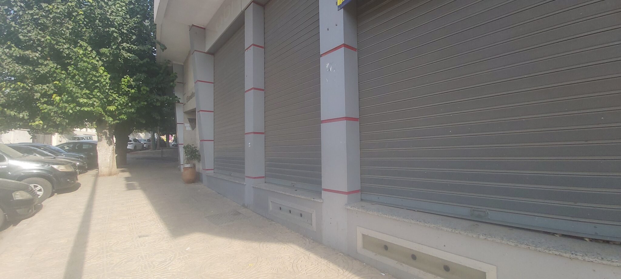 magasin à vendre sur l’avenue El moukaouama MEKNES accessible via la route nationale numéro 13