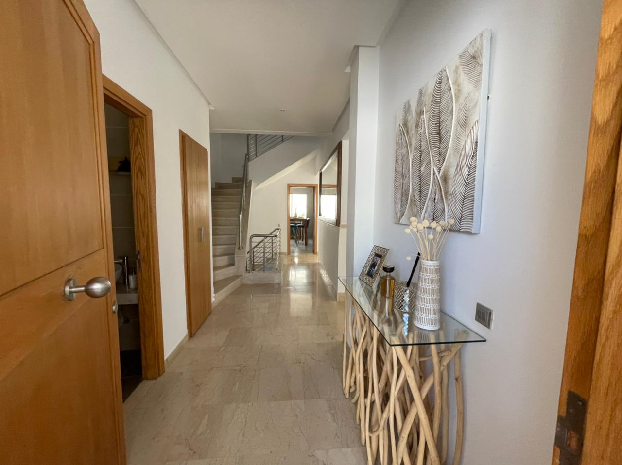 Villas Haut standing à vendre à 7 minutes du Morocco Mall