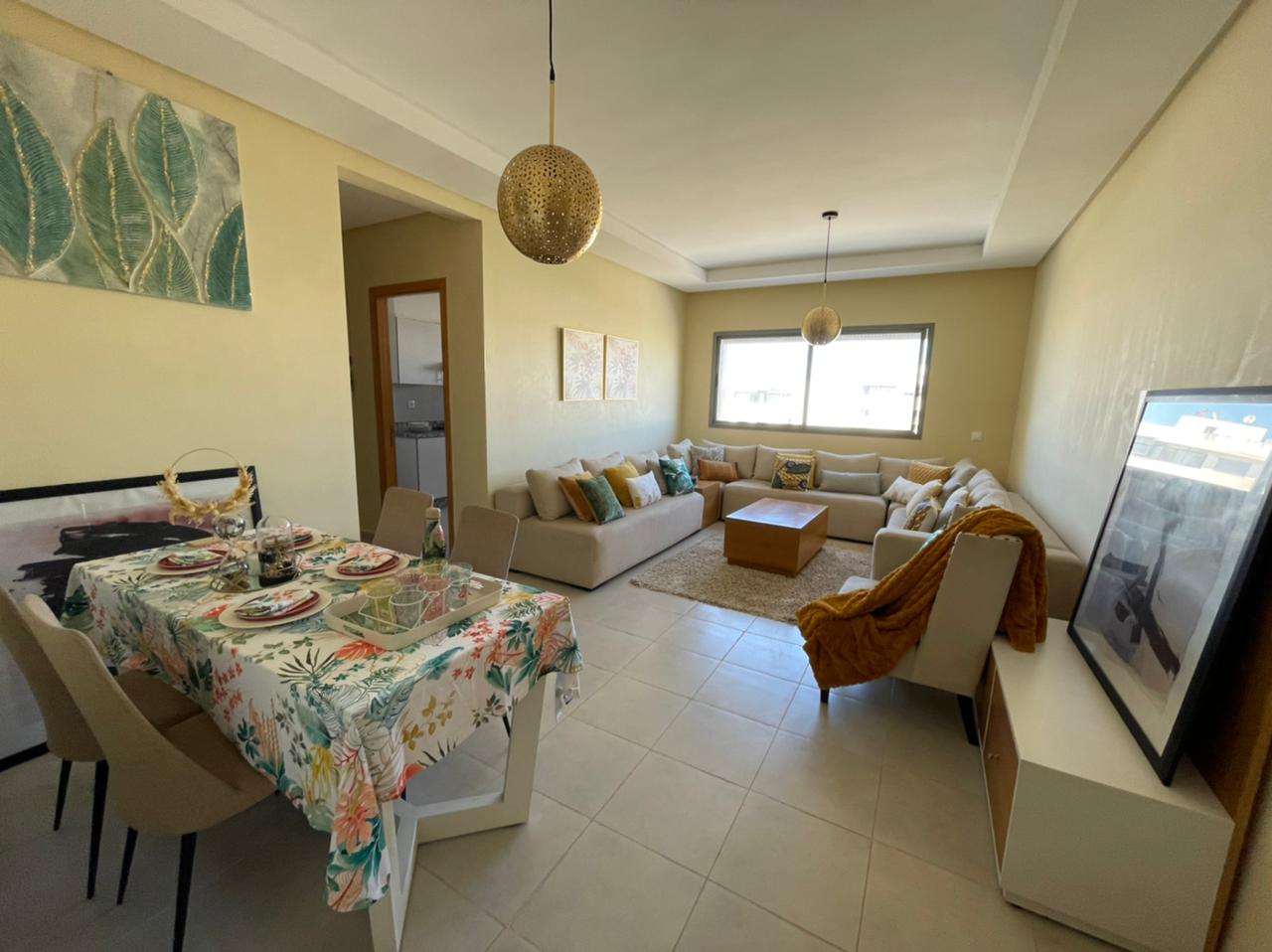 شقق فاخرة تبعد 20 دقيقة عن وسط مدينة الدار البيضاء من   530000 درهم