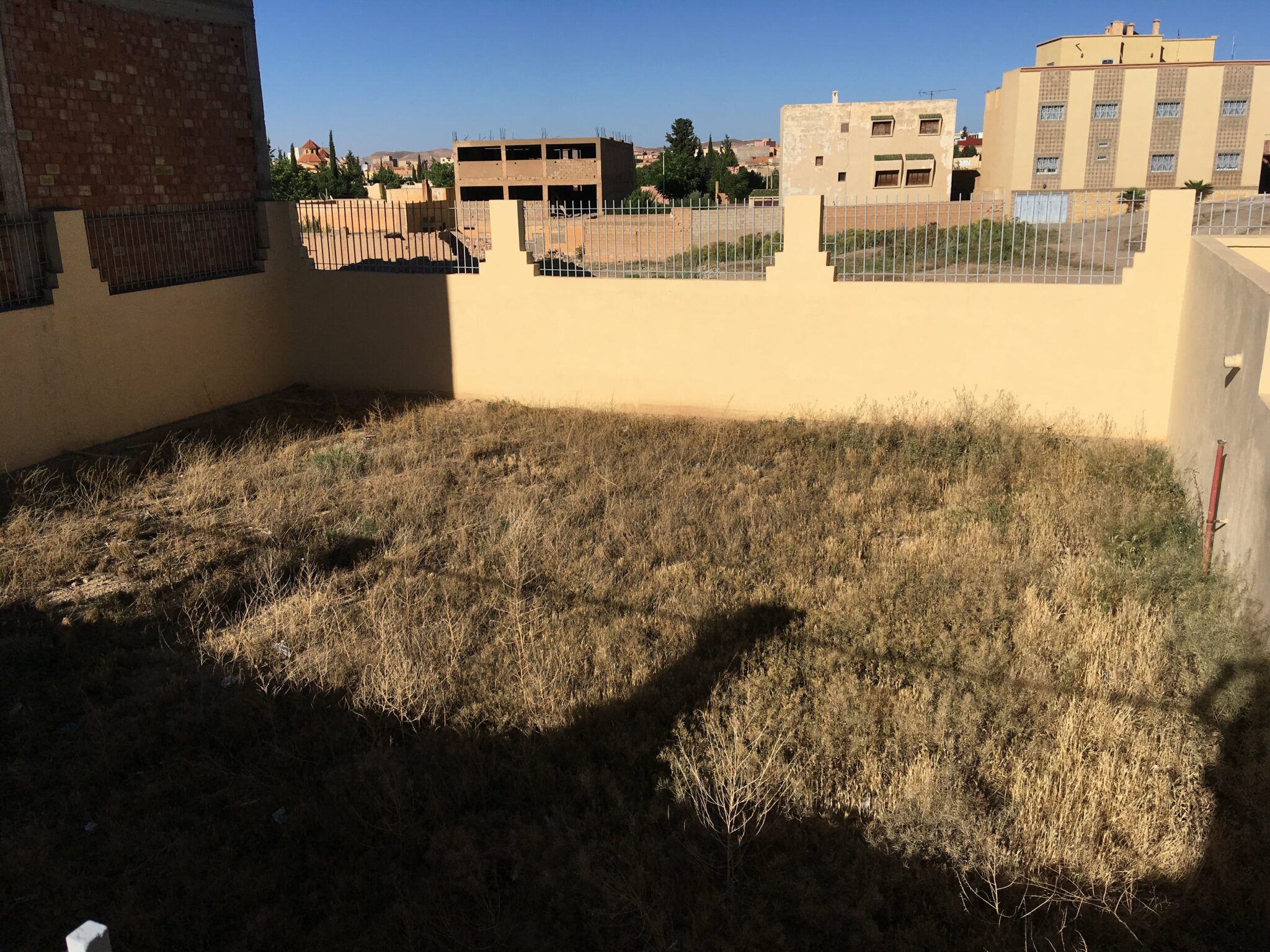 ارض للبيع في ميدلت