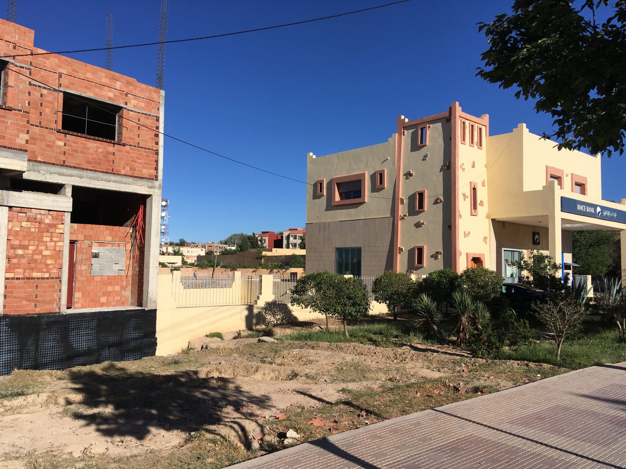 ارض للبيع في ميدلت