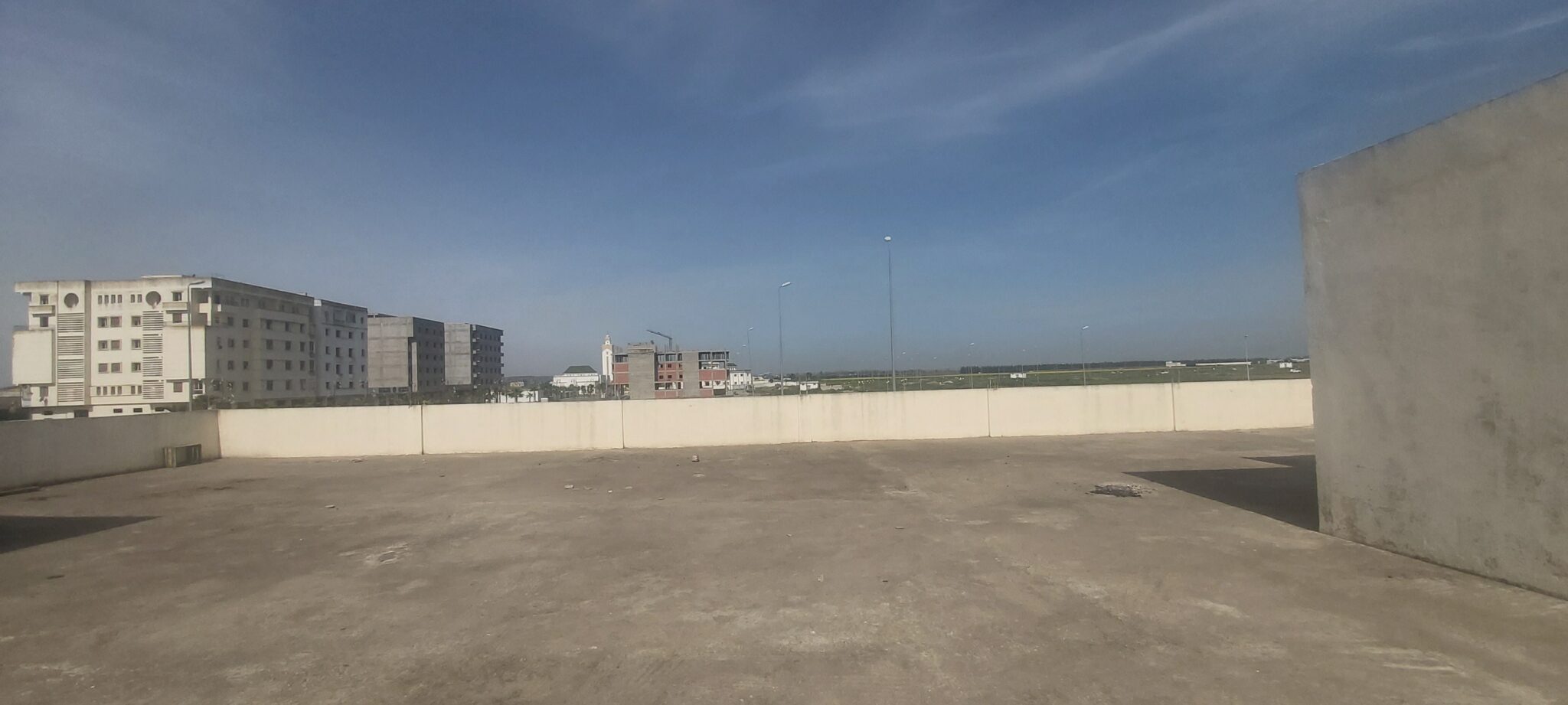 Dépôt à vendre à Kser El Kbir