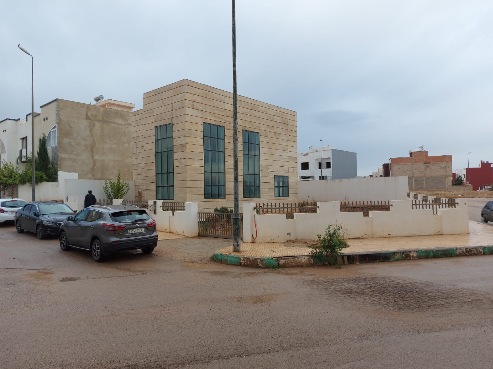 LOCAL COMMERCIAL A VENDRE AU QUARTIER RIAD TOULAL MEKNES