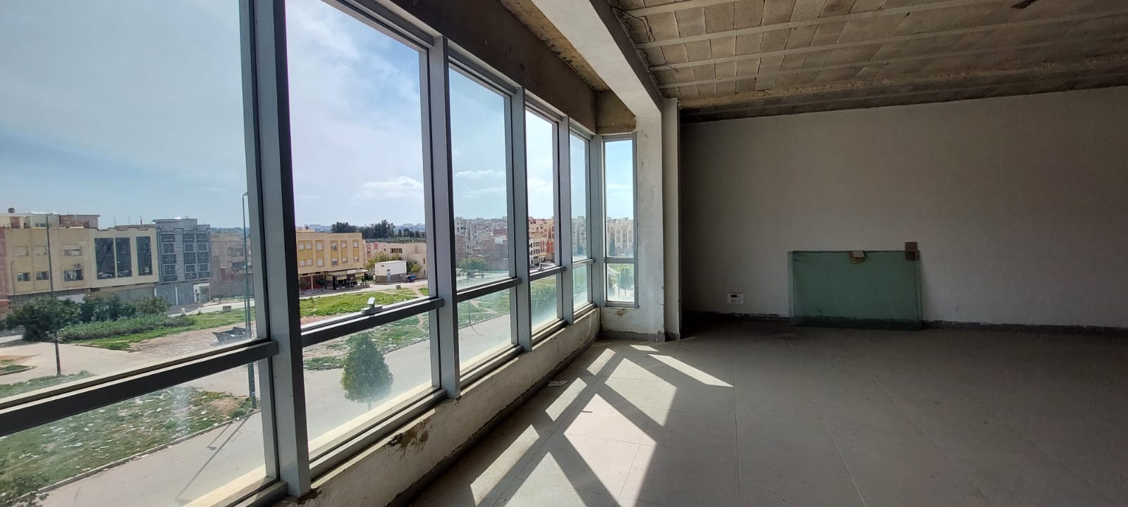 LOCAL COMMERCIAL A VENDRE A OUISLANE LOTISSEMENT AL DOHA – MEKNES